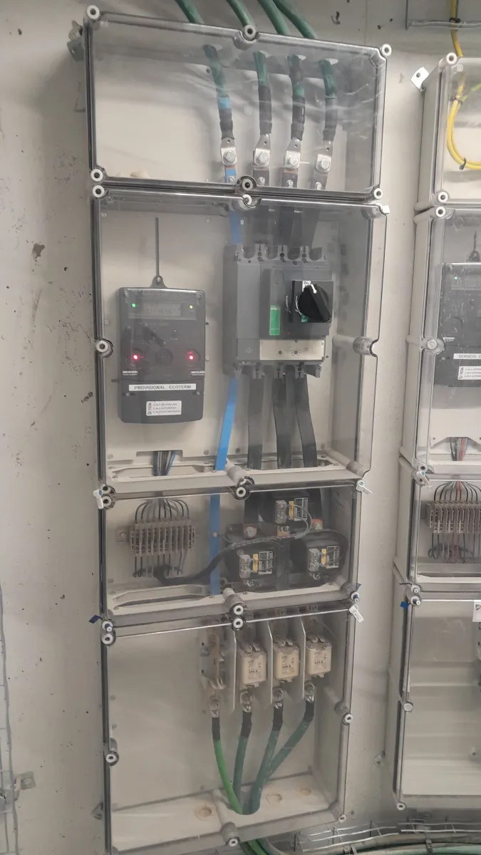 Instalación de Acometidas eléctricas