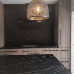 reforma cocina madera y negro Platja d’Aro